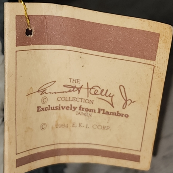 Vintage (1984) Limited Edition Emmett Kelly Jr. "No Strings Attached" Figurine - Picture 6 of 10